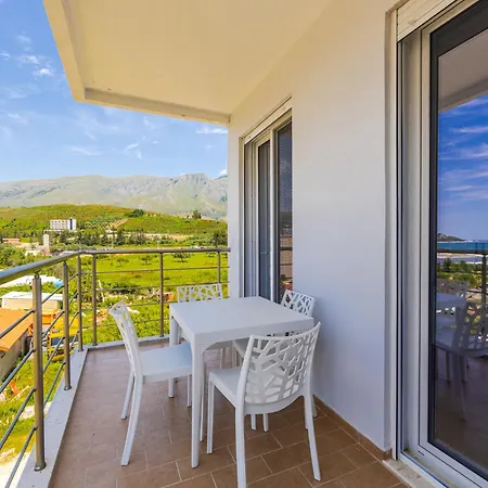 Apartment Beachside Comfort In Orikum Vlorë