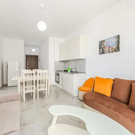 Apartment Beachside Comfort In Orikum *