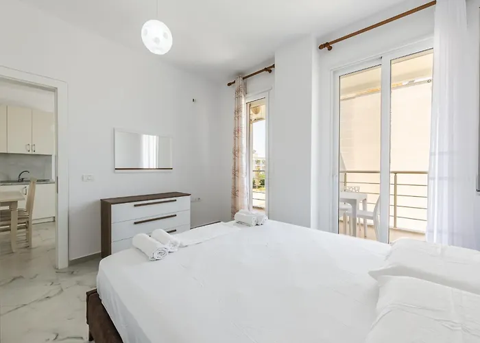 Beachside Comfort In Orikum By Pikhost * Vlorë