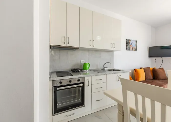 Beachside Comfort In Orikum By Pikhost Apartamento *