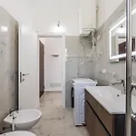 Beachside Comfort In Orikum By Pikhost Appartamento *