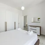 Beachside Comfort In Orikum By Pikhost