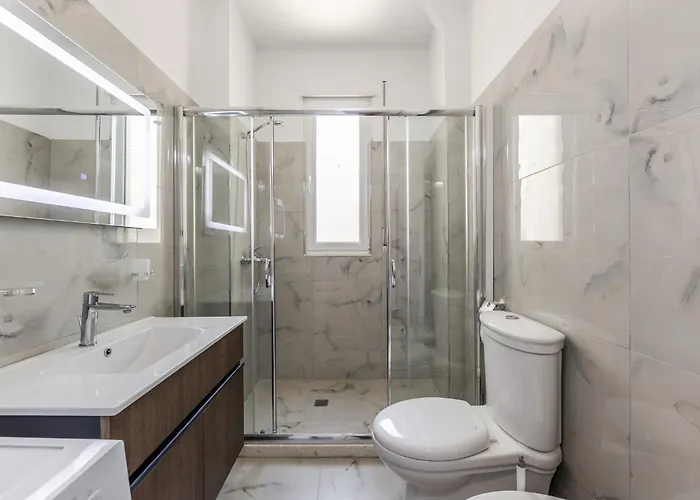 Beachside Comfort In Orikum By Pikhost Apartament Wlora